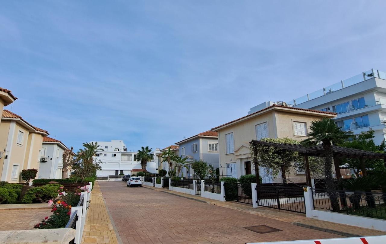 Villa Marina By Fig Tree Bay Protaras Exteriör bild